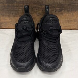 Nike Triple Black Air Max 270